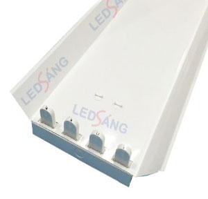 Chi tiết máng đèn LED 1.2m cao cấp Cận cảnh máng đèn LED chóa bốn 1.2m LS-C4-120