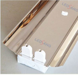 Máng Đèn LED Chóa Đôi Inox 1.2M – Giải pháp chiếu sáng công nghiệp hiệu quả Chiếu sáng văn phòng và trường học với máng đèn LED chóa đôi Inox