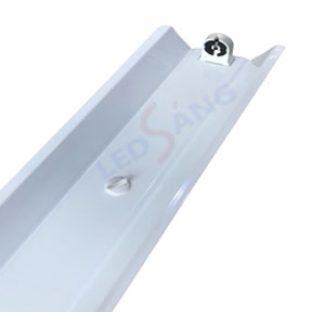 Máng chóa đơn LED T8 0.6M LS-C1-60 chất lượng cao với thiết kế hiện đại, sẵn sàng lắp đặt.