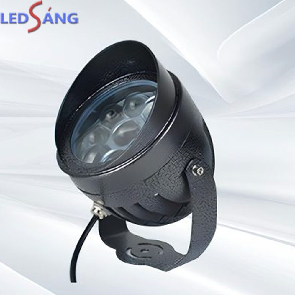 Đèn LED Chiếu Cột Mũ Thấu Kính 36W LSCCMTK36